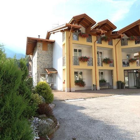 דימארו Hotel Garni Sottobosco מראה חיצוני תמונה