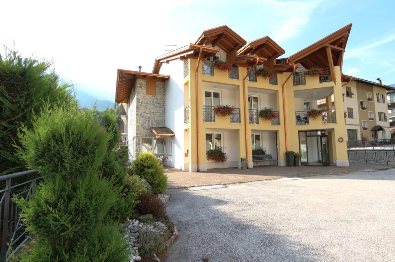 דימארו Hotel Garni Sottobosco מראה חיצוני תמונה